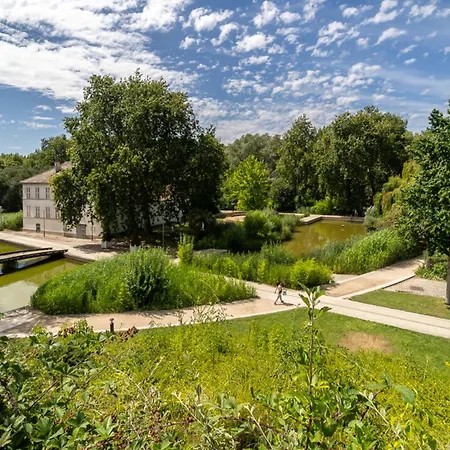 In Elegant 3-bedroom Near Bois De Vincennes